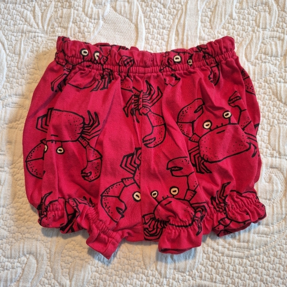 Hanna Andersson size 70 or 6-12 months girls red crab shorts, vvguc